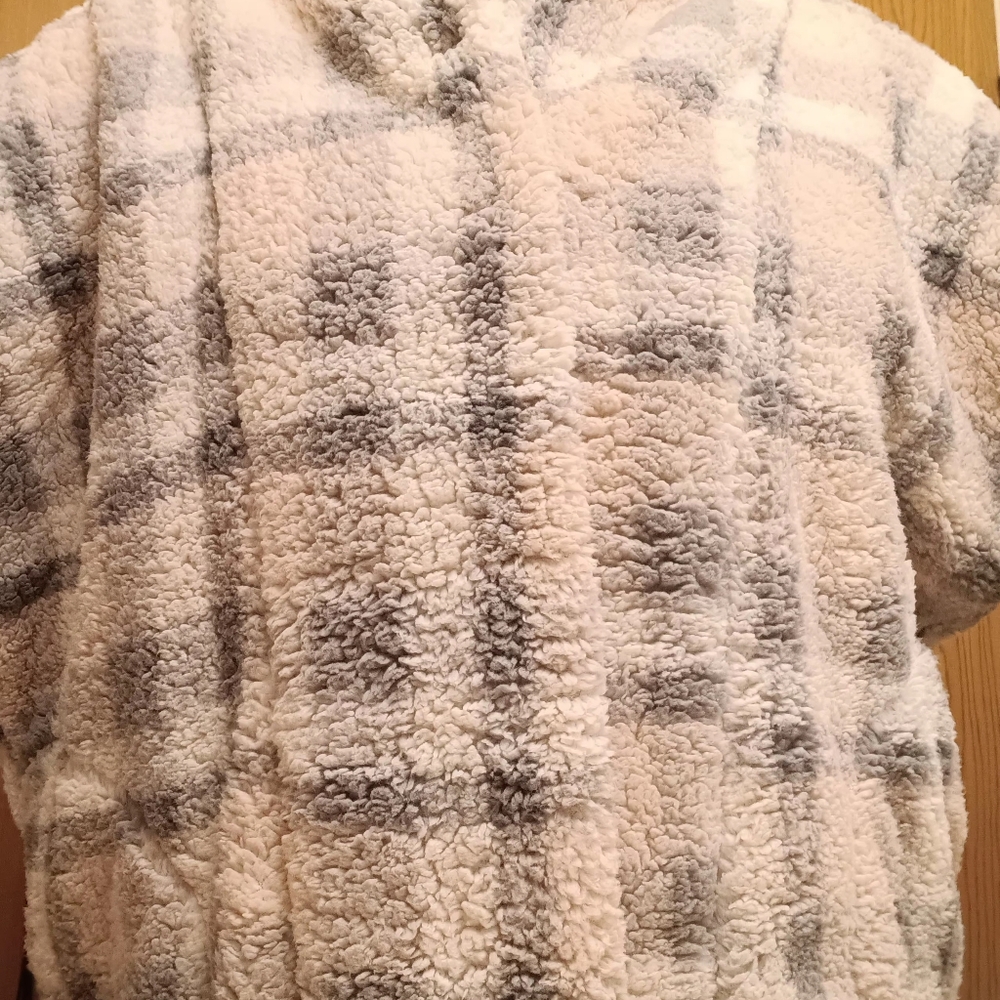 New Sherpa shawl collar lounger/jacket
